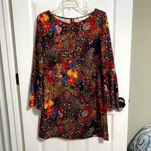 Flair sleeve floral dress, size Small